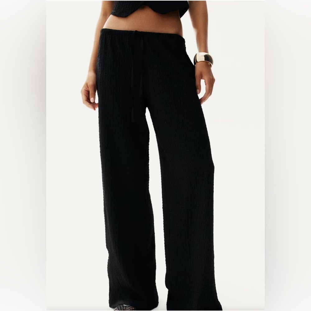 H&M Crinkled Black Women's Pants Size M - Picture 3 of 7